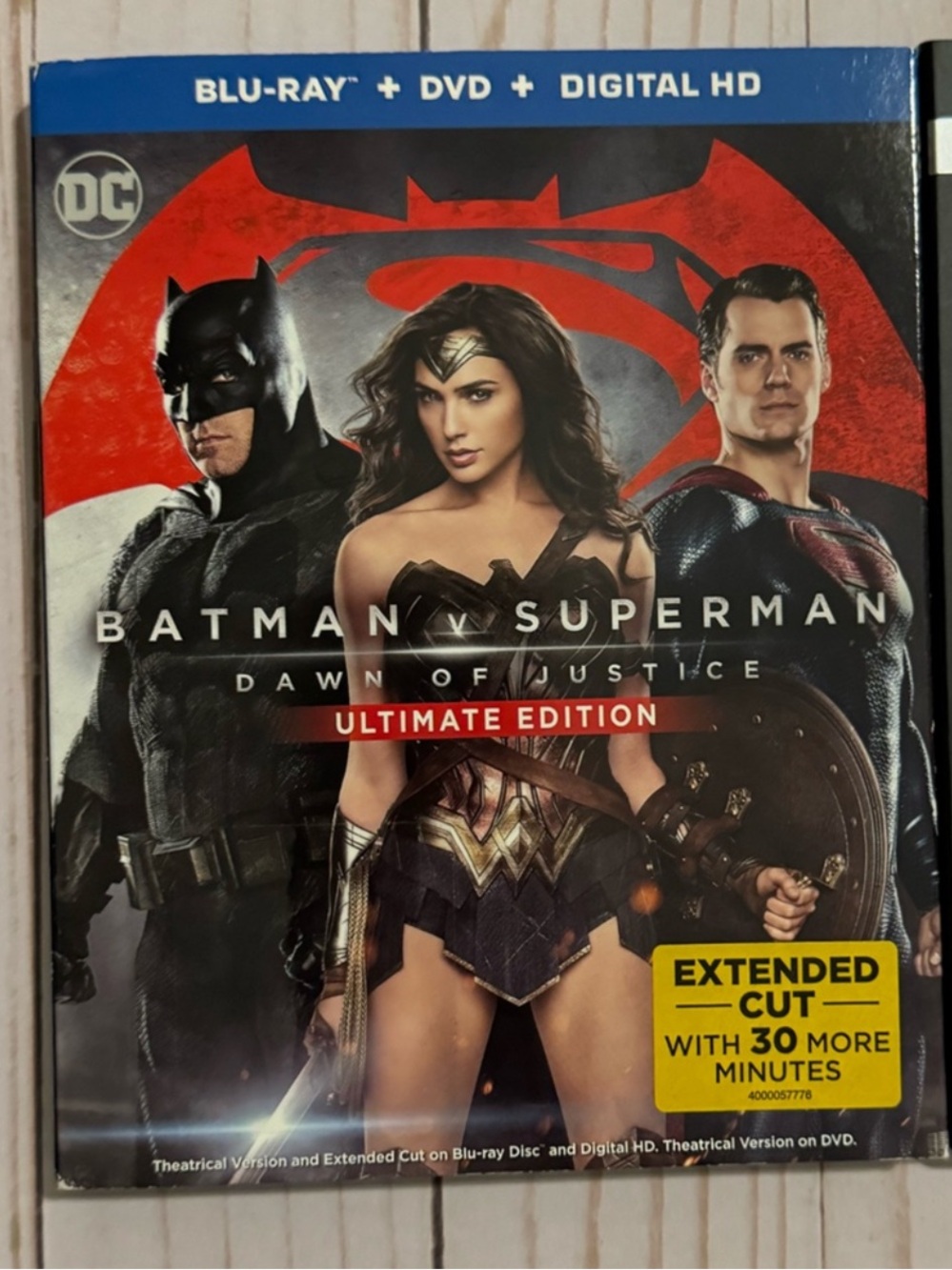 Batman v Superman DVD/Blu-Ray